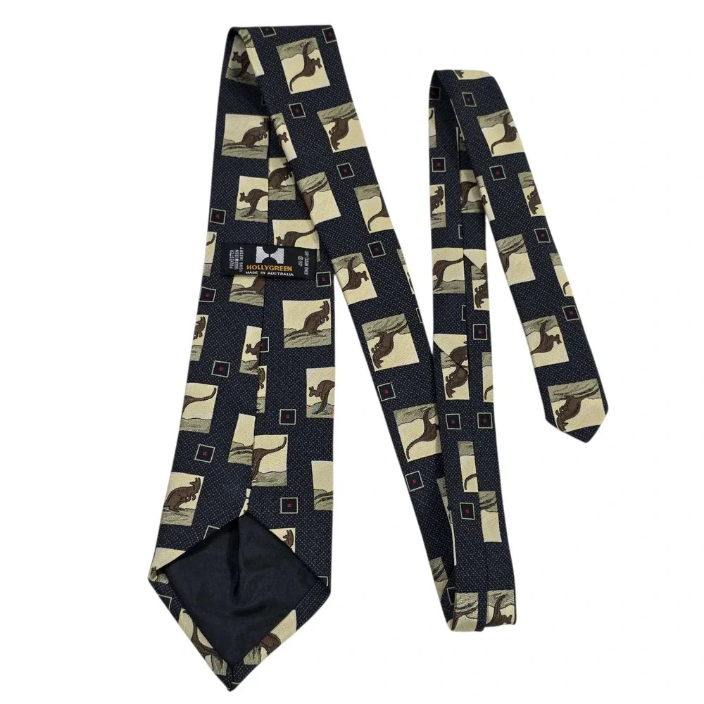 HOLLYGREEN Australia Mens Kangaroo Print Silk Necktie Black Beige Novelty‎
